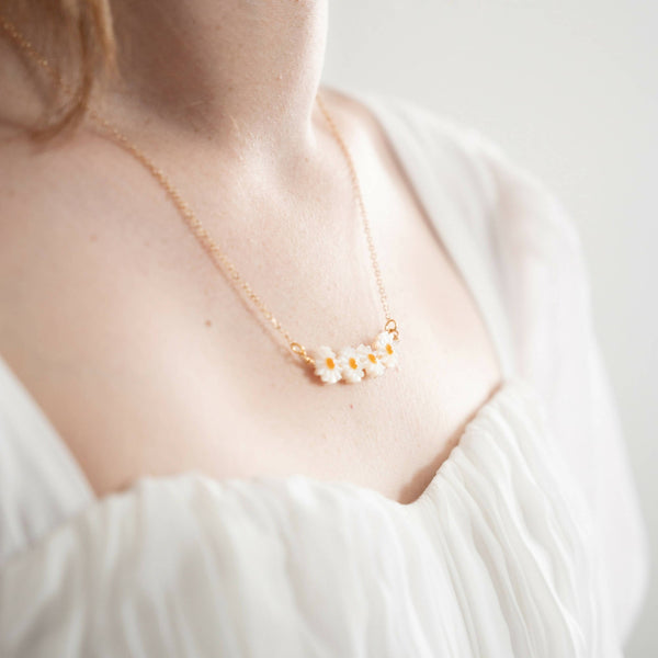 Field of Daisies Necklace - Shop Motif