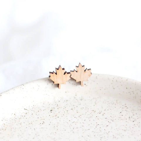 Maple Leaf Earrings - Shop Motif
