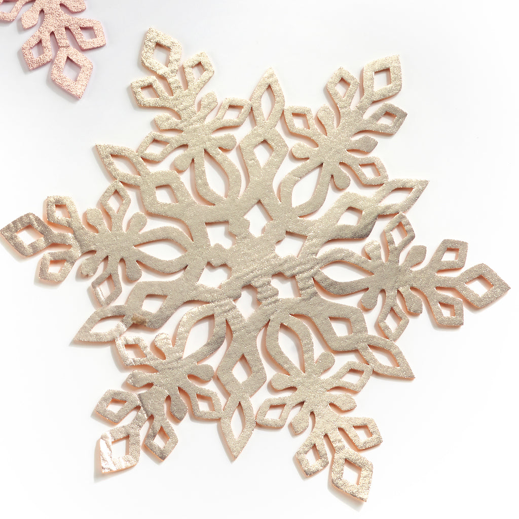 Snowflake Placemat Decoration