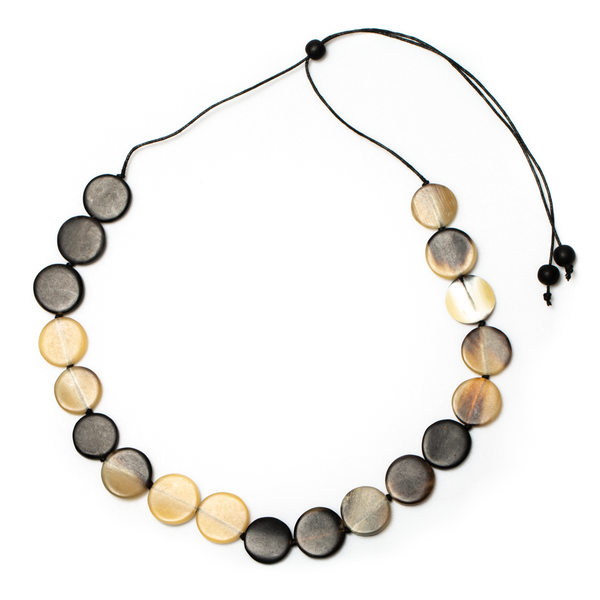 Simple Horn Disc Necklace