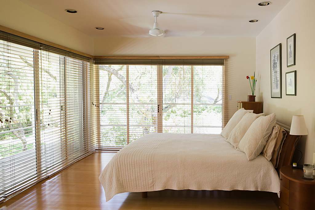 Goodbye traditional curtains: here's an alternative to decorate your windows in 2025